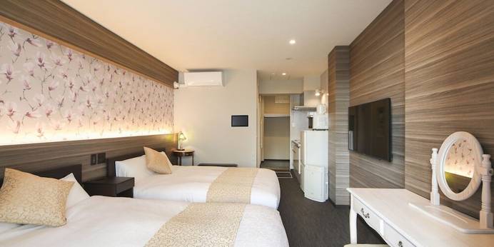 グランドベース博多（福岡県 アパートメント） / 1