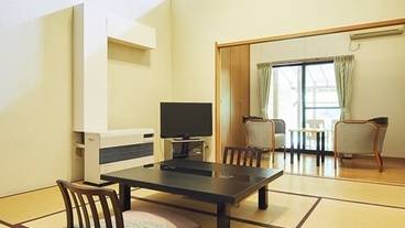 西館 和洋室 / 1