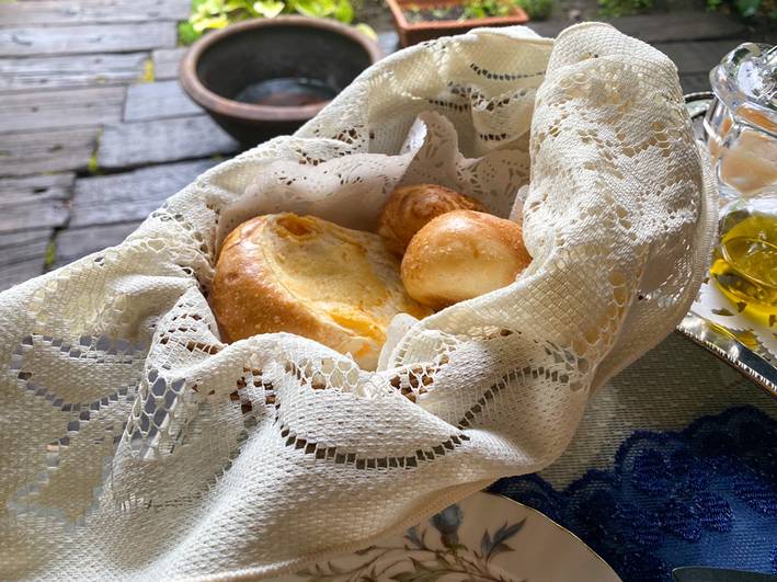 ガーデンを眺めながら
優雅に味わう朝食 / 2