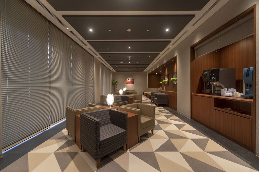 ロビーラウンジ