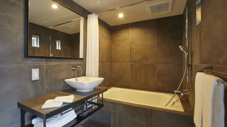 Superior King Terrace B (803)