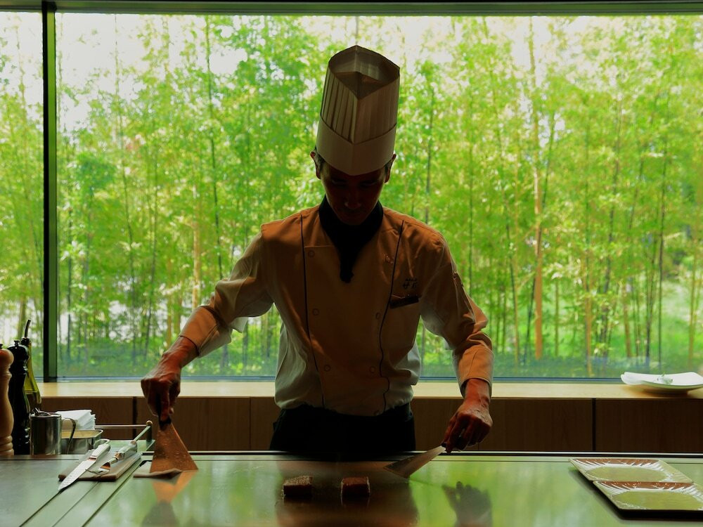レストラン