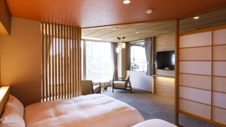 [湖側] 23年3月リニューアル - 4階·展望風呂付きツインルーム 禁煙