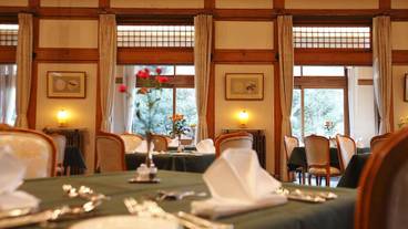 メインダイニングルーム 三笠② / 7