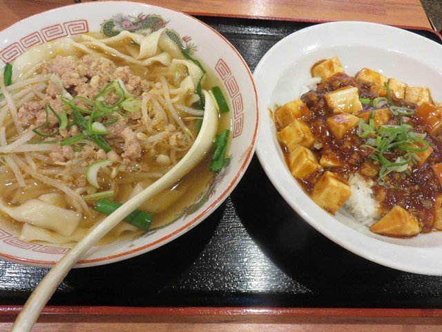 台湾刀削麺＋麻婆飯