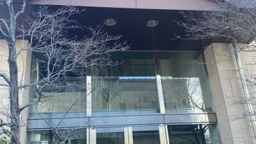 施設の入り口 / 16