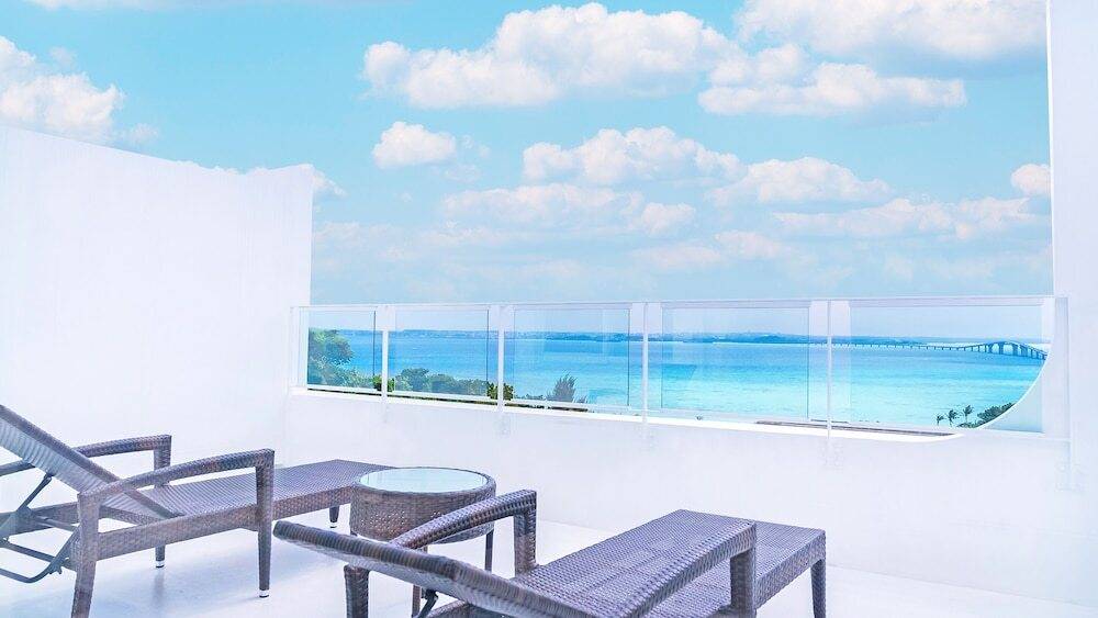 ジュニアスイート／バルコニー / 2