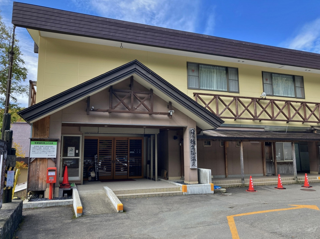 旅館部の正面玄関