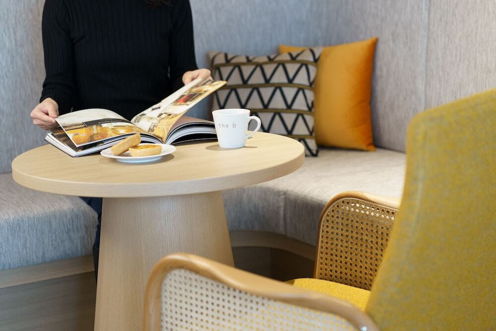 ロビーラウンジ