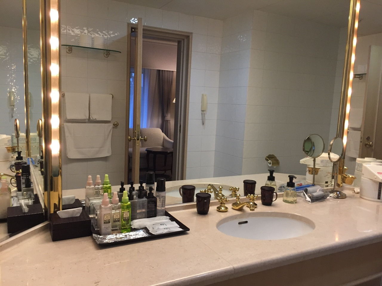 ゴルフ場に隣接した落ち着いた大人のリゾート3425284