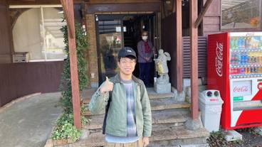 施設の正面 / 32