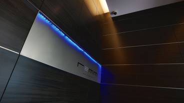 内部エントランス / 2