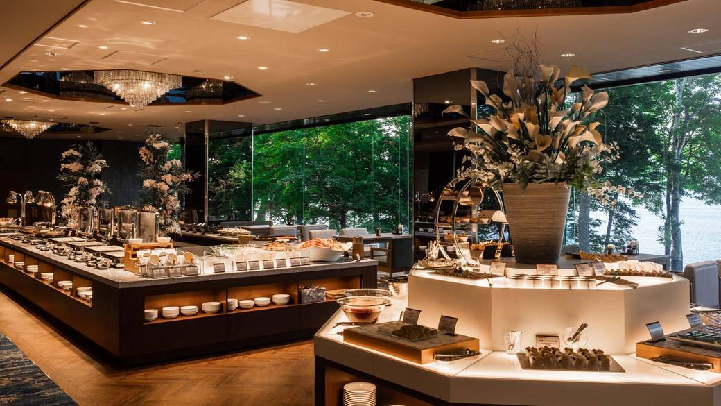 テラスダイニング / 1