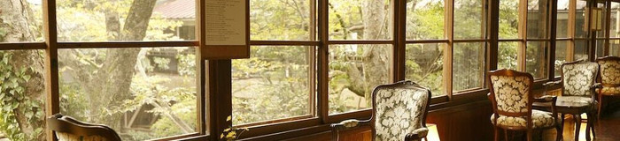 川端康成や夏目漱石も。文豪が愛した全国の旅館7選で名著に浸る旅