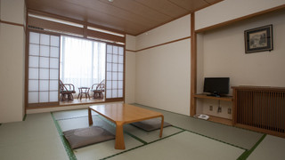 (階段利用有) 最上階４階 テラス付和室 禁煙