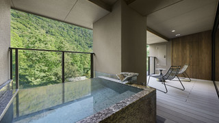 1泊2食「デラックス Bタイプ 禁煙」 夕食スタンダードコース (19:00または19:30開始)