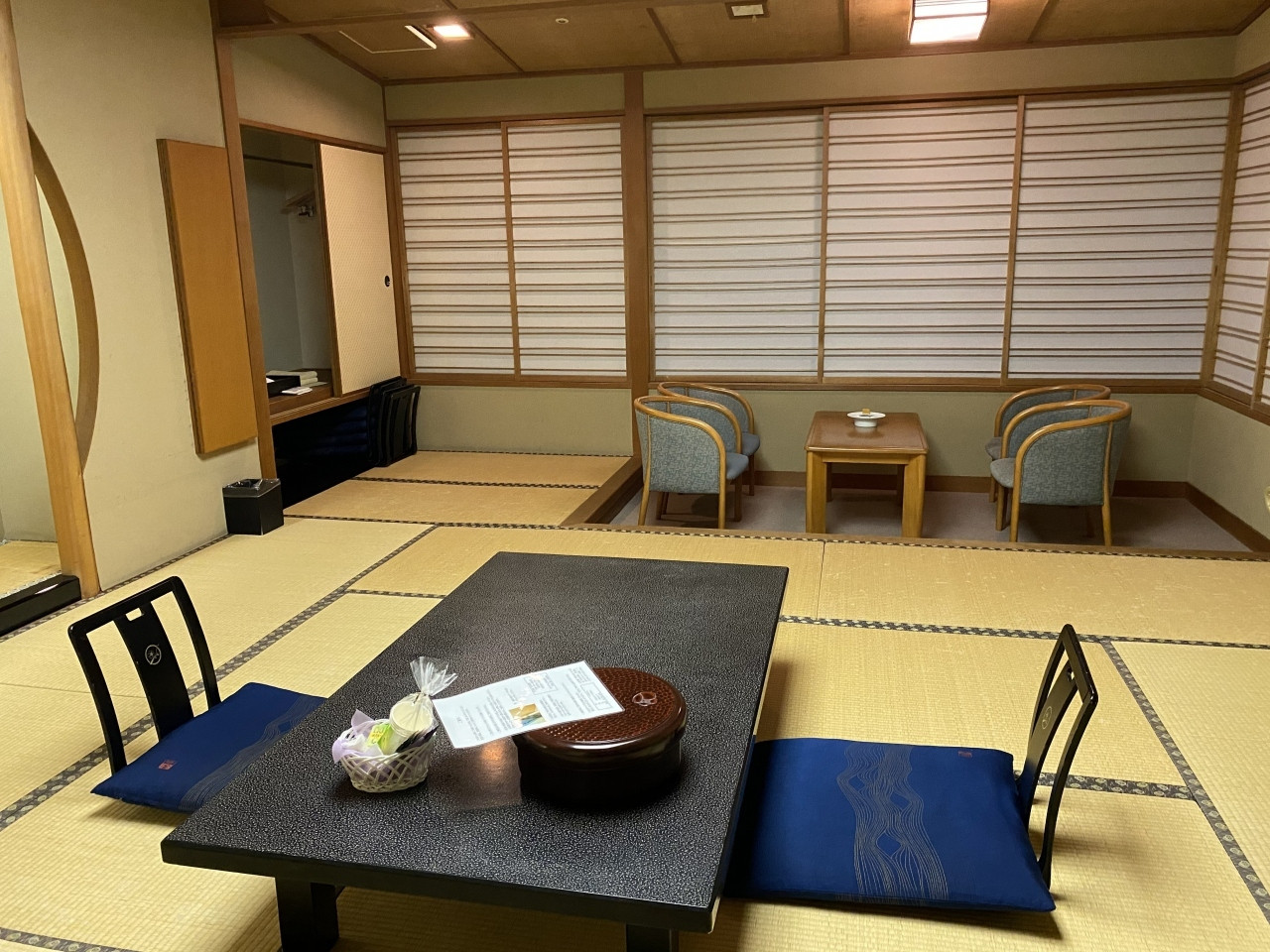 回遊しながら露天風呂を満喫しよう3918131