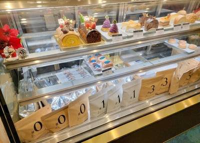ダグズ・コーヒー アートホテル石垣島店