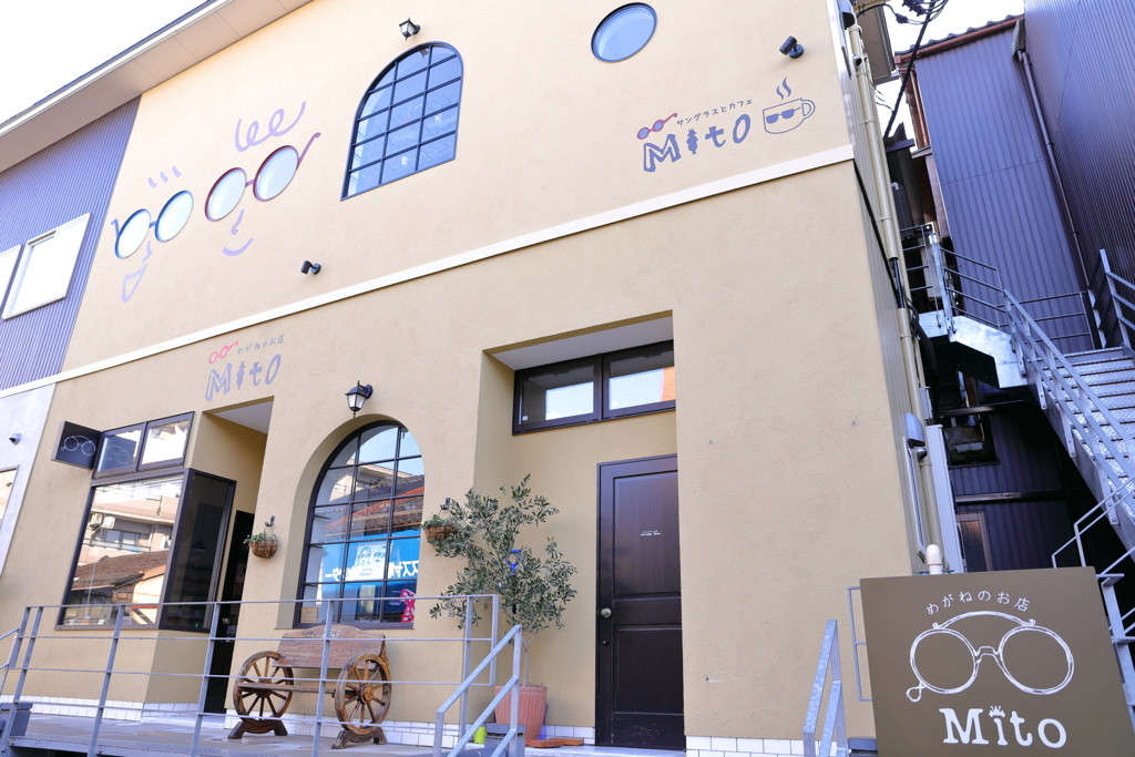 「サングラスとカフェ mito」 内観 77729316 