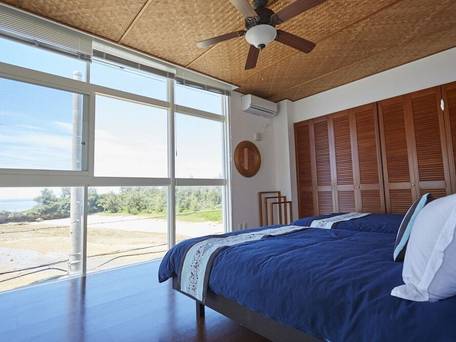 SCALLOP BEACH CONDOMINIUM / 5