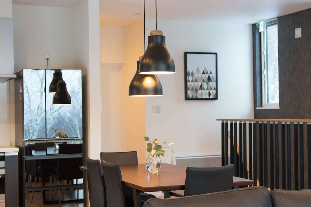 客室内のダイニングエリア