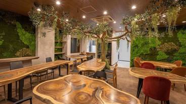 ロビーラウンジ / 3