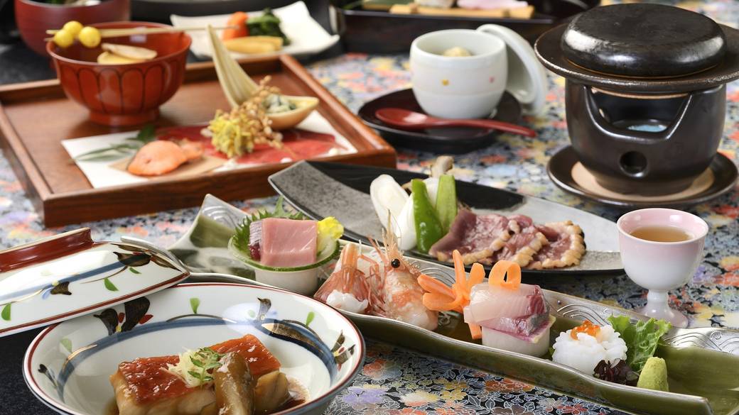 金目鯛付き
和会席膳で伊豆の宴 / 2