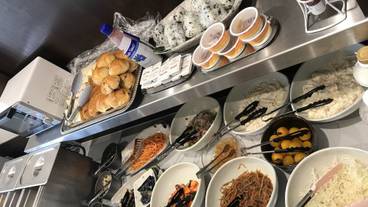 食事・飲み物 / 4