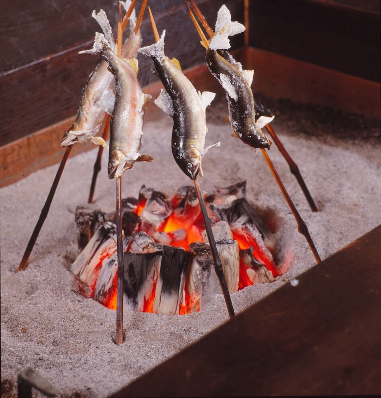 旅館のお食事処