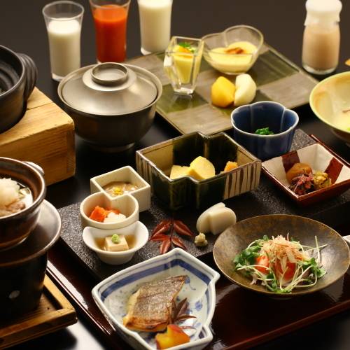 朝食は選べる魚
北海道 or 地元産 / 1