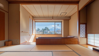 2.3F富士山展望風呂付和室12畳＋広縁ソファ【デラックス】 [デラックス] [和室] [禁煙] [富士山が見える]