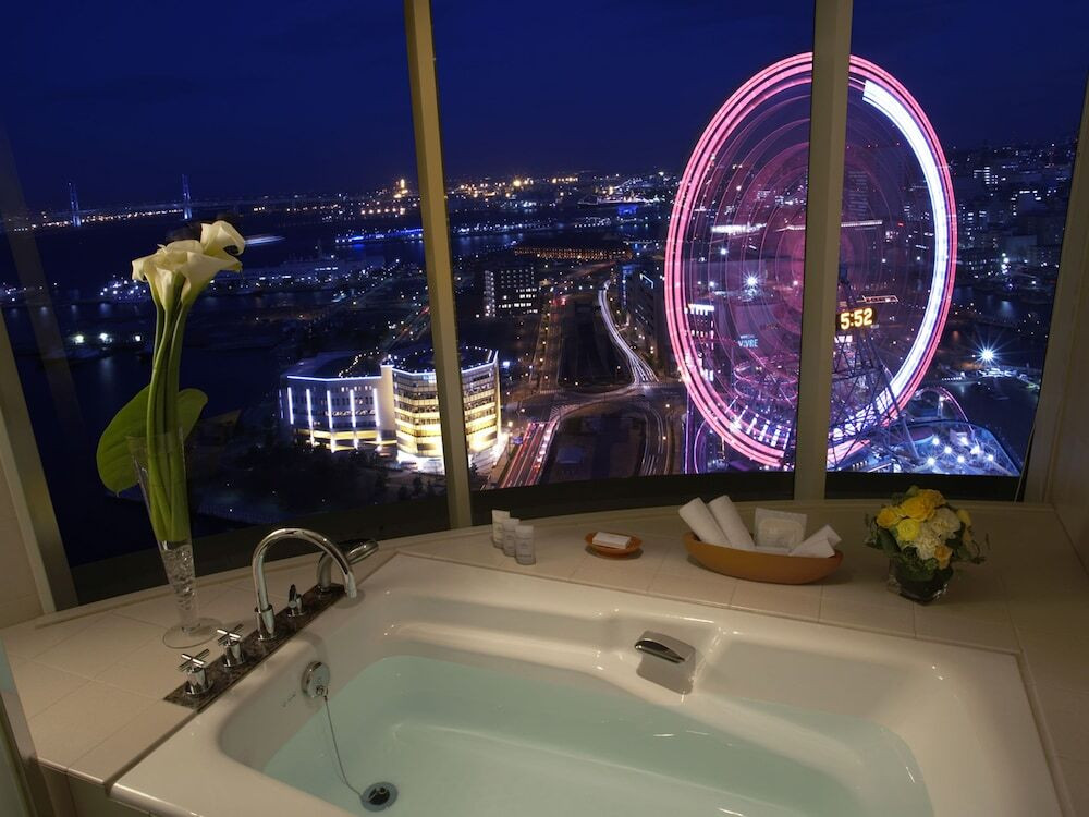 夜景を一望できるお部屋のビューバスで特別な癒しを体験4001741