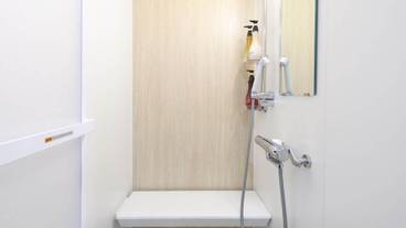 シャワーブース / 11