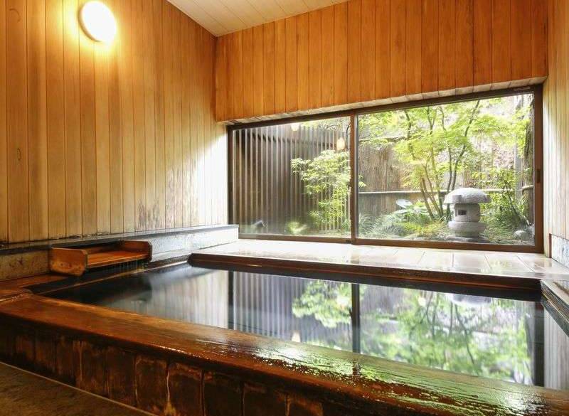 貸切風呂「少年時代」 / 1