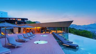 インフィニティ プール / 29