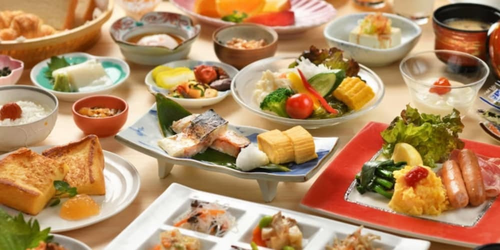 朝食