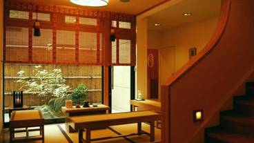 内部エントランス / 3