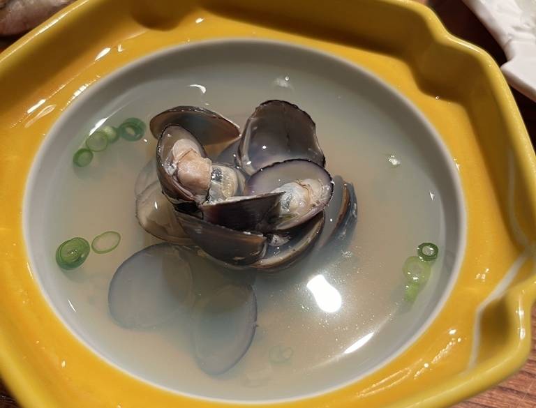 根っこや しじみの酒蒸し / 3