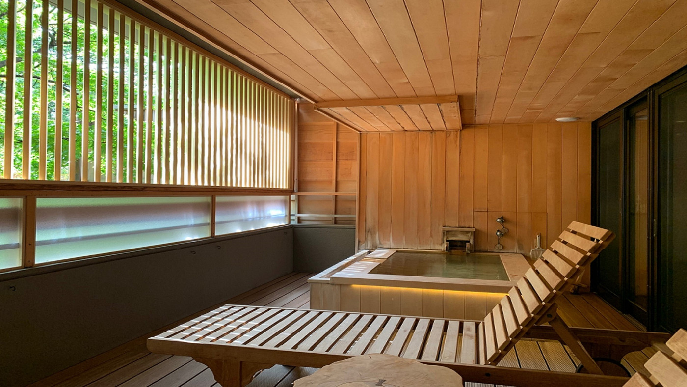 森に面したルーバーがナチュラル度抜群4086189