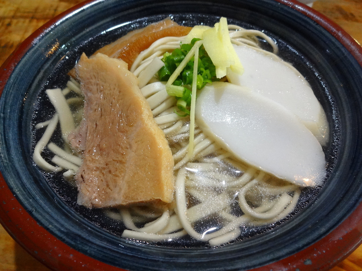 「首里そば」料理 866611 中（５００円）