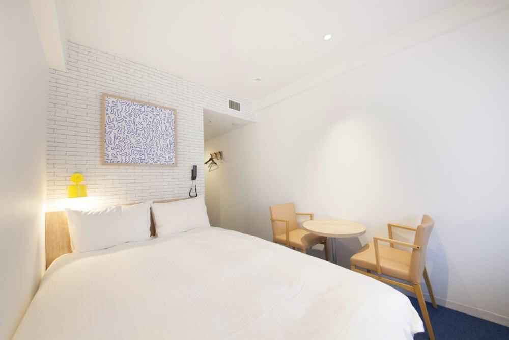 デザイナーズホテルのおしゃれな大浴場に気分が上がる！4374764