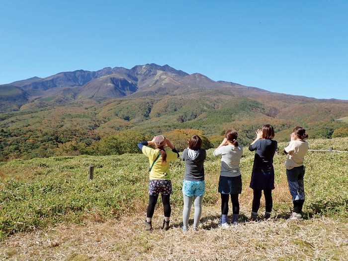 目の前が晴れるような景色を見ながら、思いっ切り深呼吸！体中が高原の爽やかな風で満たされます
