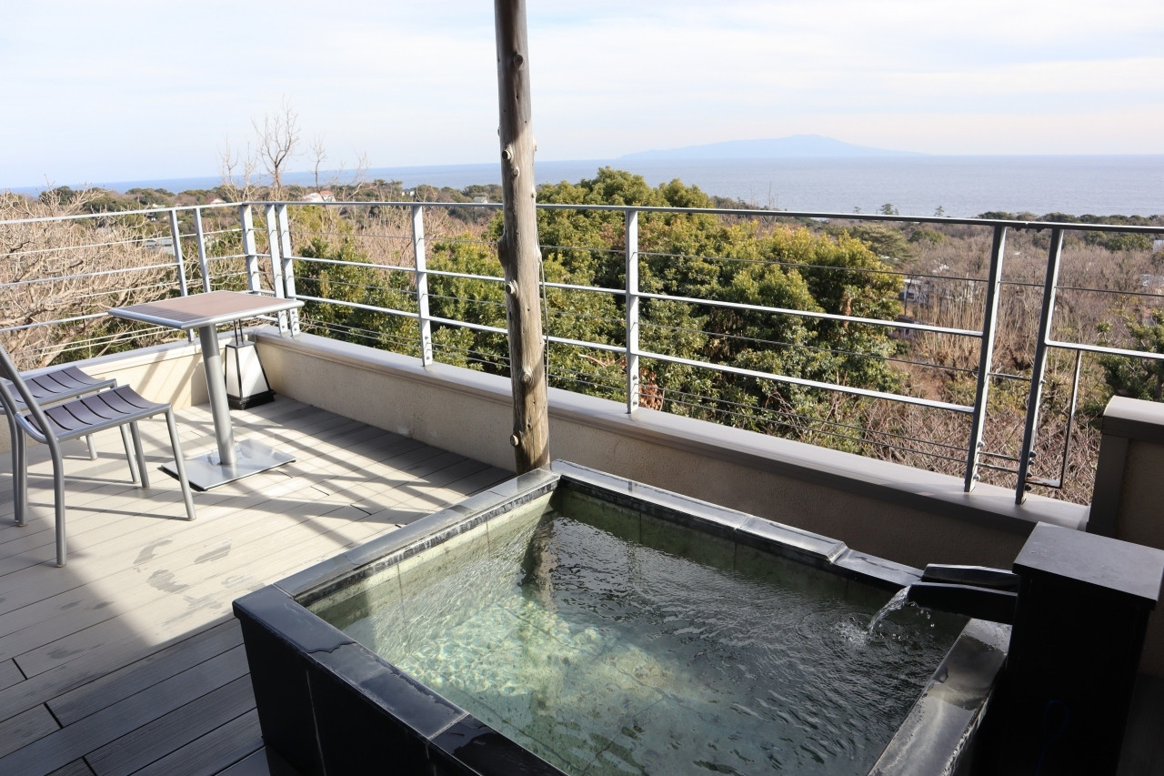 ワンコも泊まれる！全室に露天風呂を完備した高級宿4237351