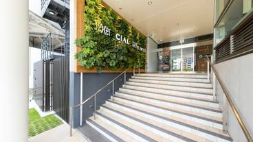 内部エントランス / 2