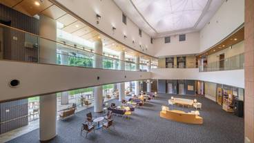 ロビーラウンジ / 4