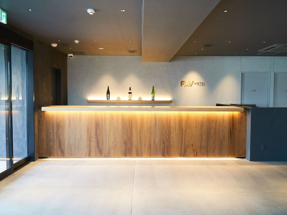 フロント