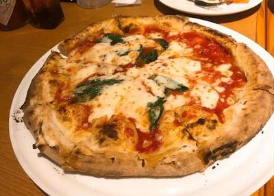 ピッツエリア バール アリッチャ