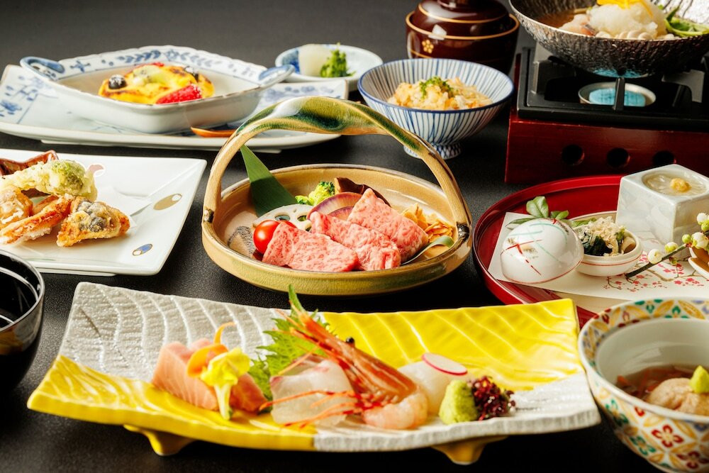 旅館のお食事処