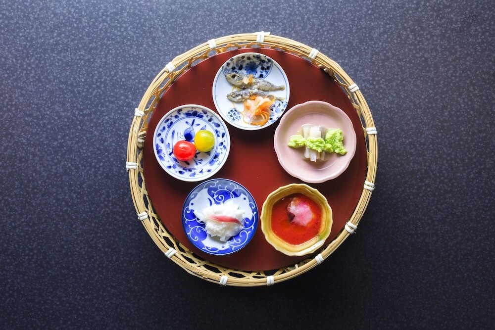 創意溢れる鮮やかなディナーブッフェを満喫3541921