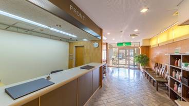 内部エントランス / 3